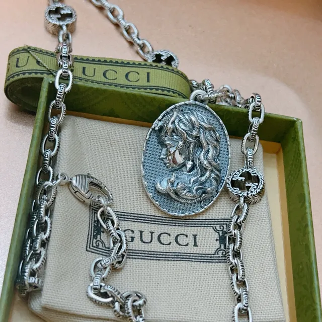 Gucci Dionysus Silver Blue Chain Interlocking G Links Necklace 8