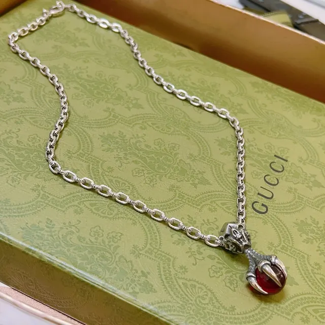 Gucci Dionysus Silver Red Skull Pendant Claw-Set Cabochon Necklace 9