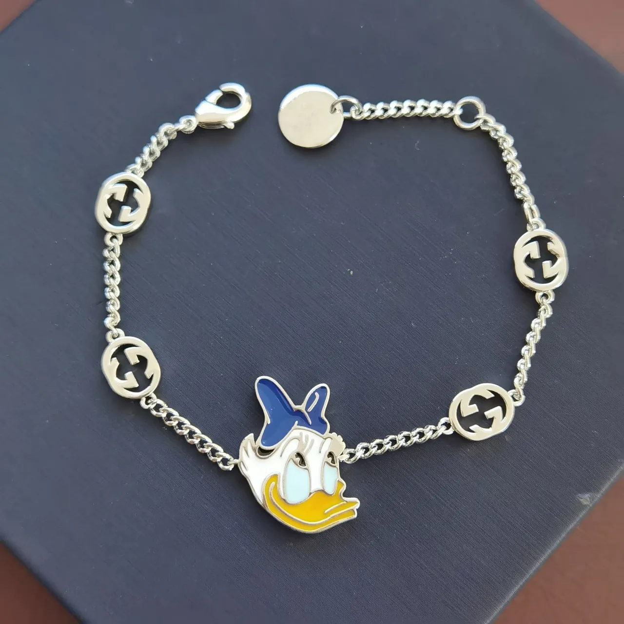 Gucci Donald Duck Enamel Charm Silver Blue Interlocking G Links Necklace 3