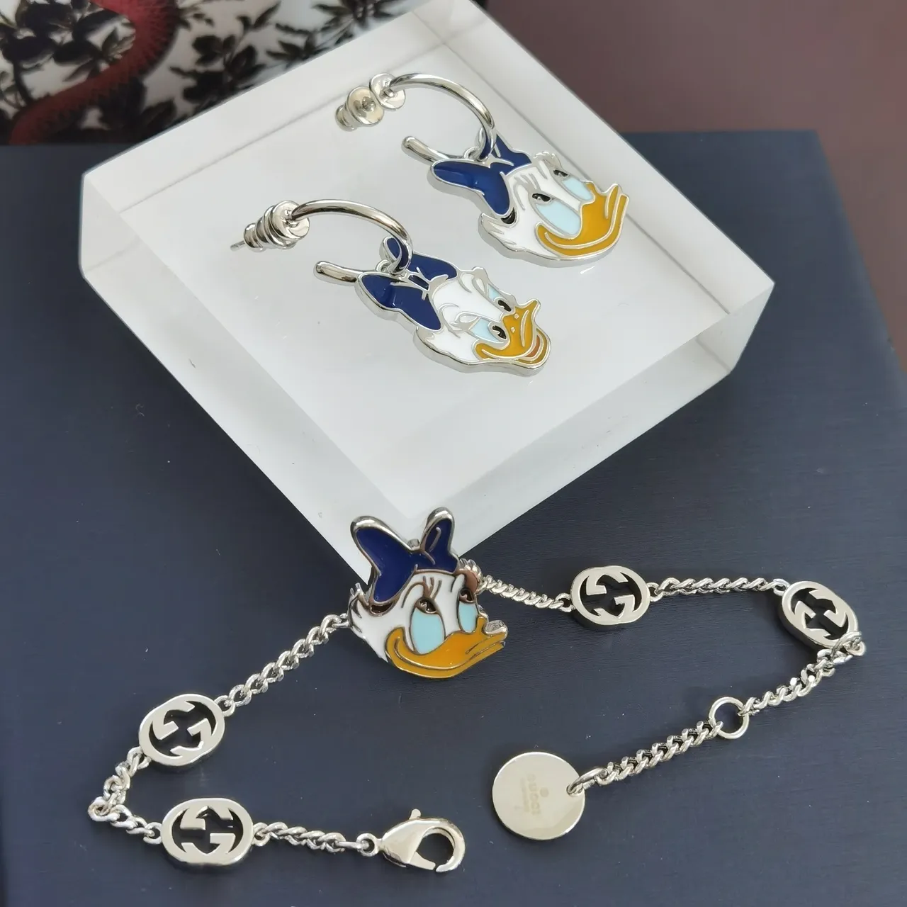 Gucci Donald Duck Enamel Charm Silver Blue Interlocking G Links Necklace 5