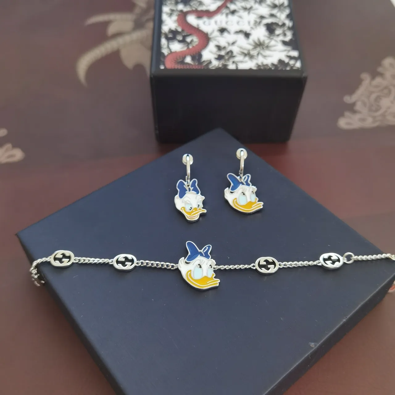 Gucci Donald Duck Enamel Charm Silver Blue Interlocking G Links Necklace 6