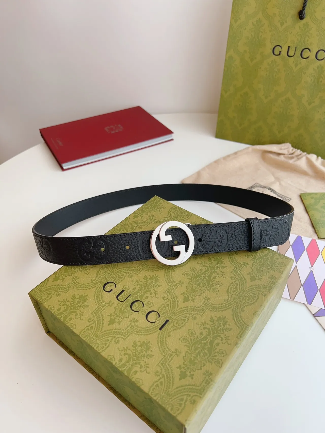 Gucci Double G Belt Black Silver Interlocking Buckle GG-Embossed Textured Leather Belt 2