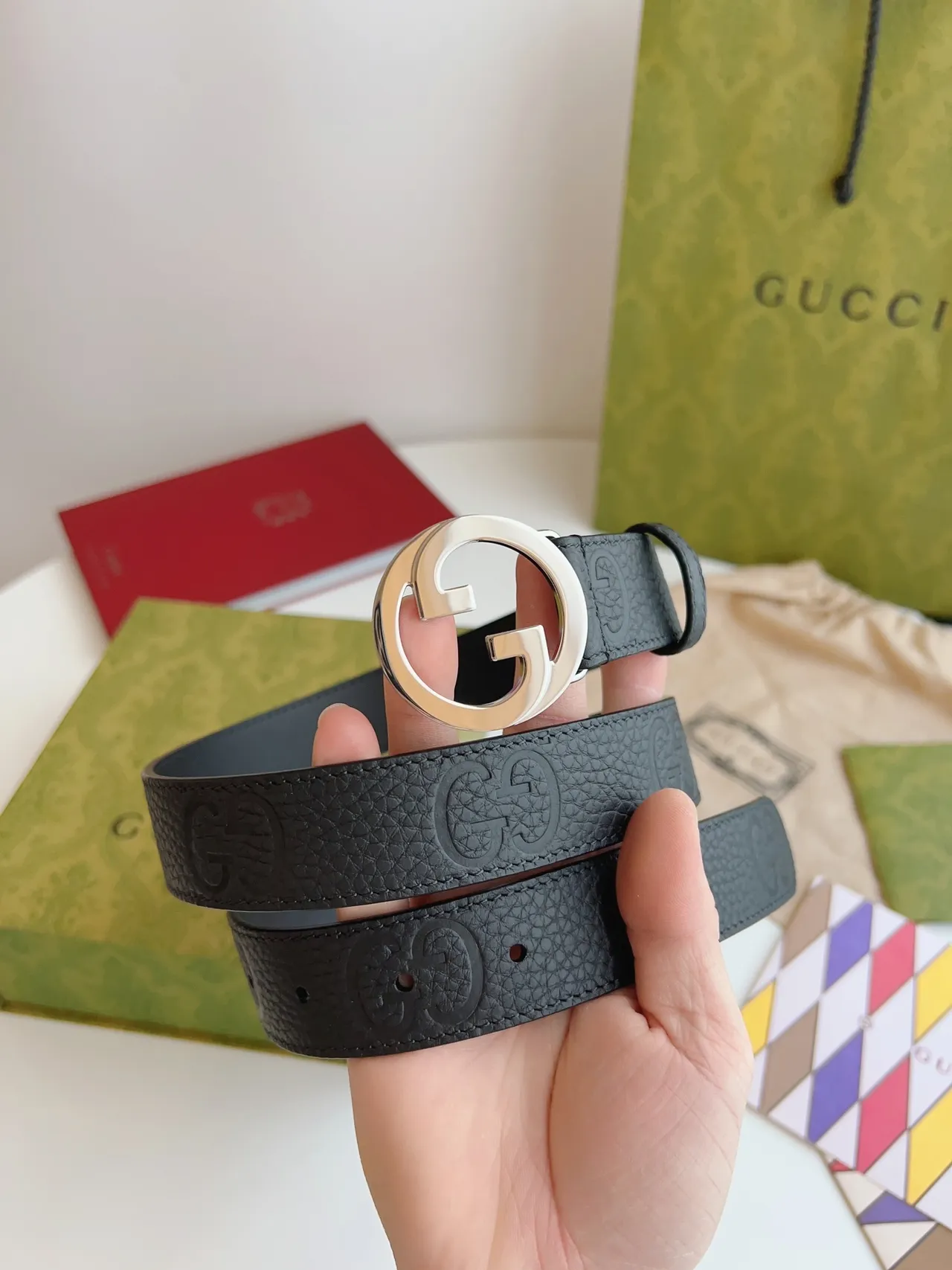 Gucci Double G Belt Black Silver Interlocking Buckle GG-Embossed Textured Leather Belt 3