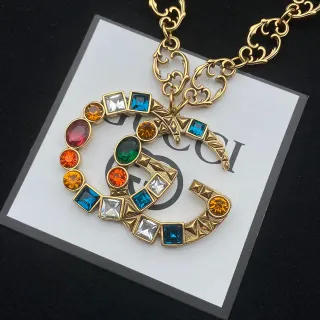 Gucci Double G قلادة كريستال متعددة الألوان