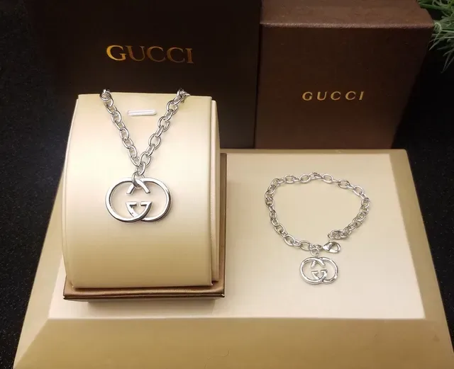 Gucci Double G Interlocking Logo Silver Chain Necklace 6
