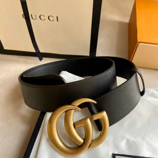 Gucci GG Marmont Black Gold Interlocking G Buckle Smooth Leather Belt