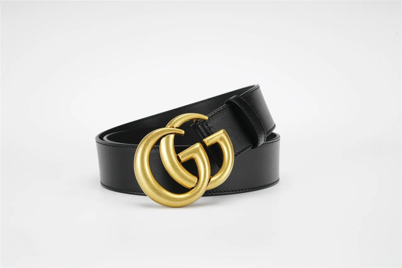 Gucci GG Marmont Black Gold Smooth Oversized Interlocking G Buckle Leather Belt 15