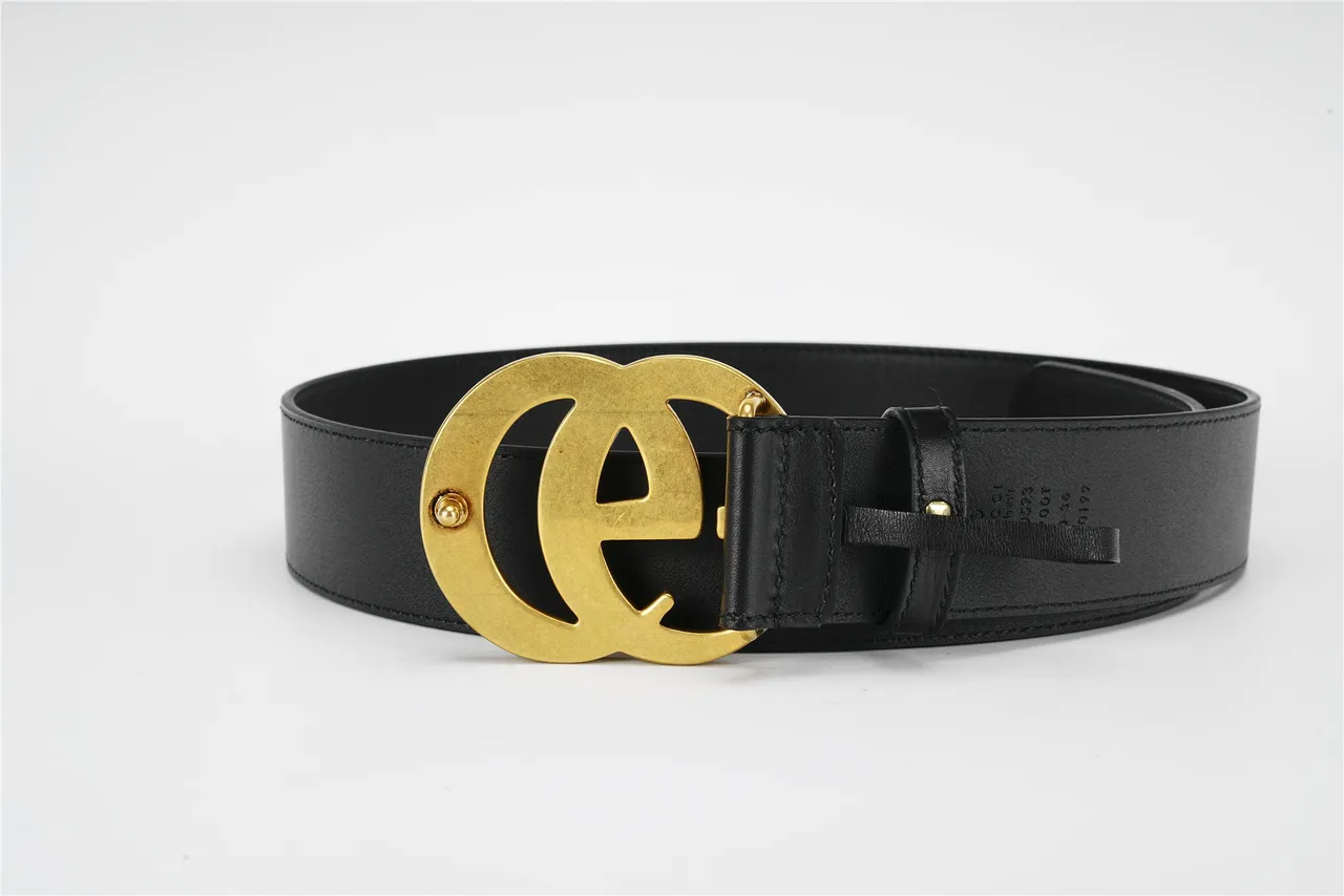 Gucci GG Marmont Black Gold Smooth Oversized Interlocking G Buckle Leather Belt 19