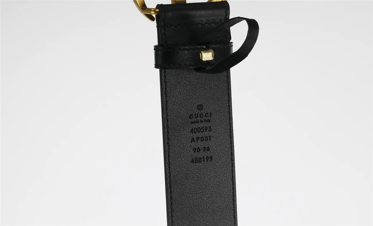 Gucci GG Marmont Black Gold Smooth Oversized Interlocking G Buckle Leather Belt 20