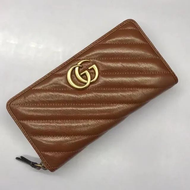 Gucci GG Marmont Portefeuille Long en Cuir Matelassé Marron 3