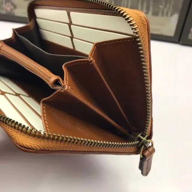 Gucci GG Marmont Portefeuille Long en Cuir Matelassé Marron 6
