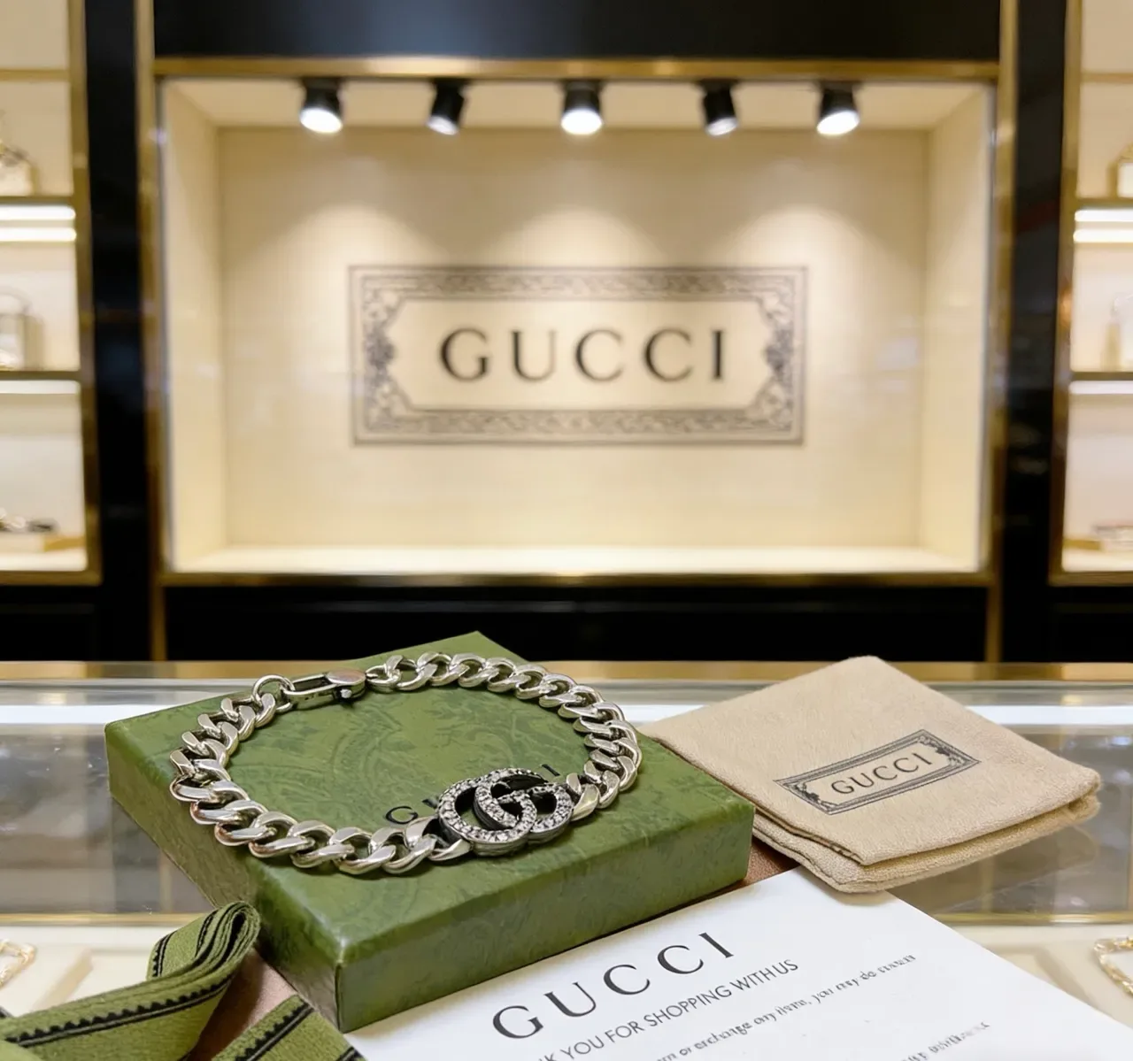 Gucci GG Marmont Crystal-Embellished Curb Chain Bracelet 4