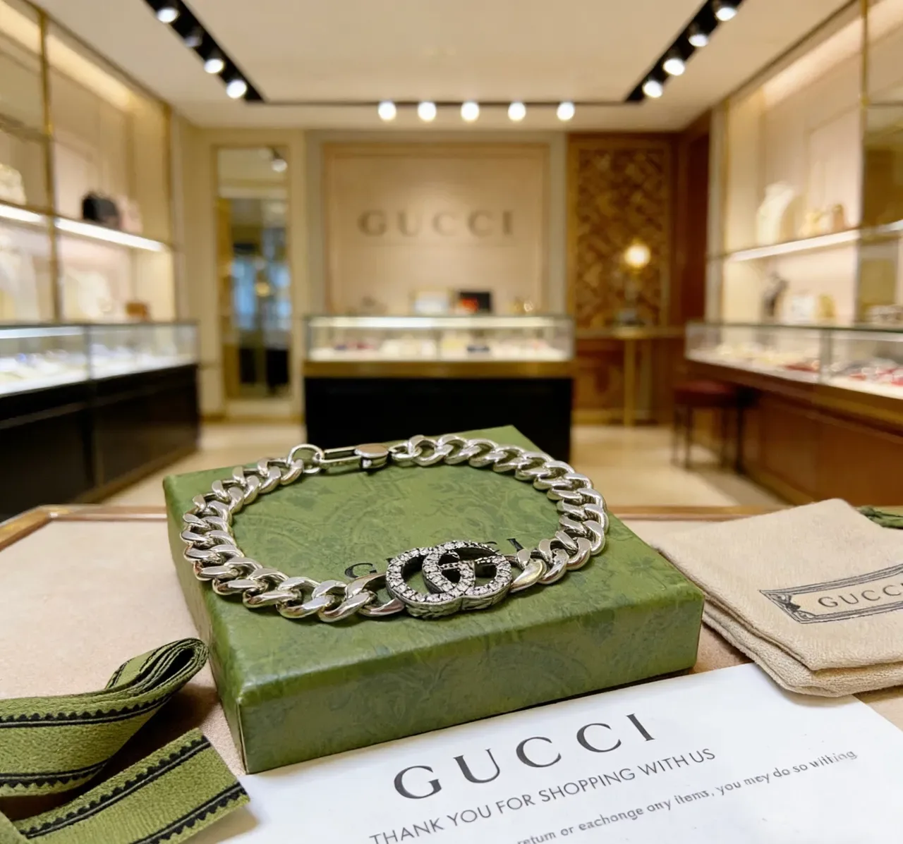 Gucci GG Marmont Crystal-Embellished Curb Chain Bracelet 6