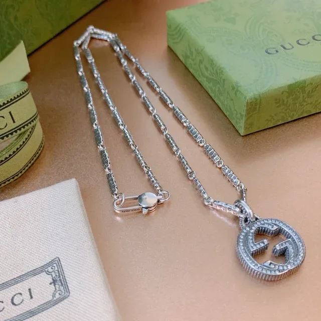 Gucci GG Marmont Crystal-Embellished Interlocking G Pendant Necklace 4