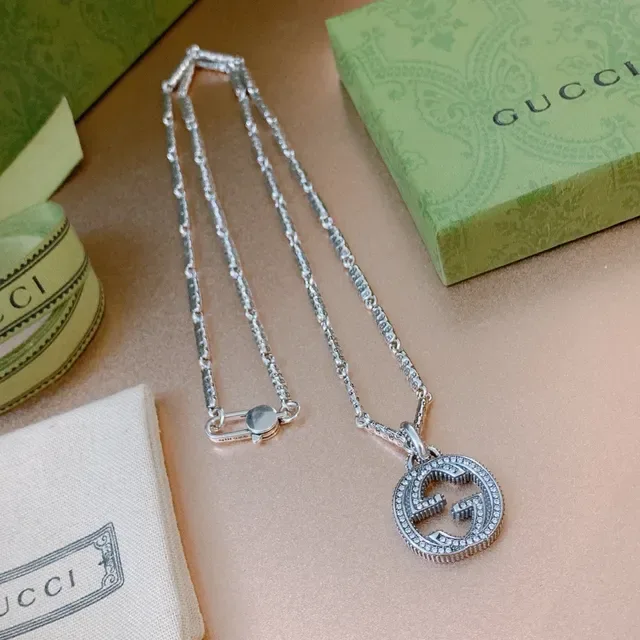Gucci GG Marmont Crystal-Embellished Interlocking G Pendant Necklace 5