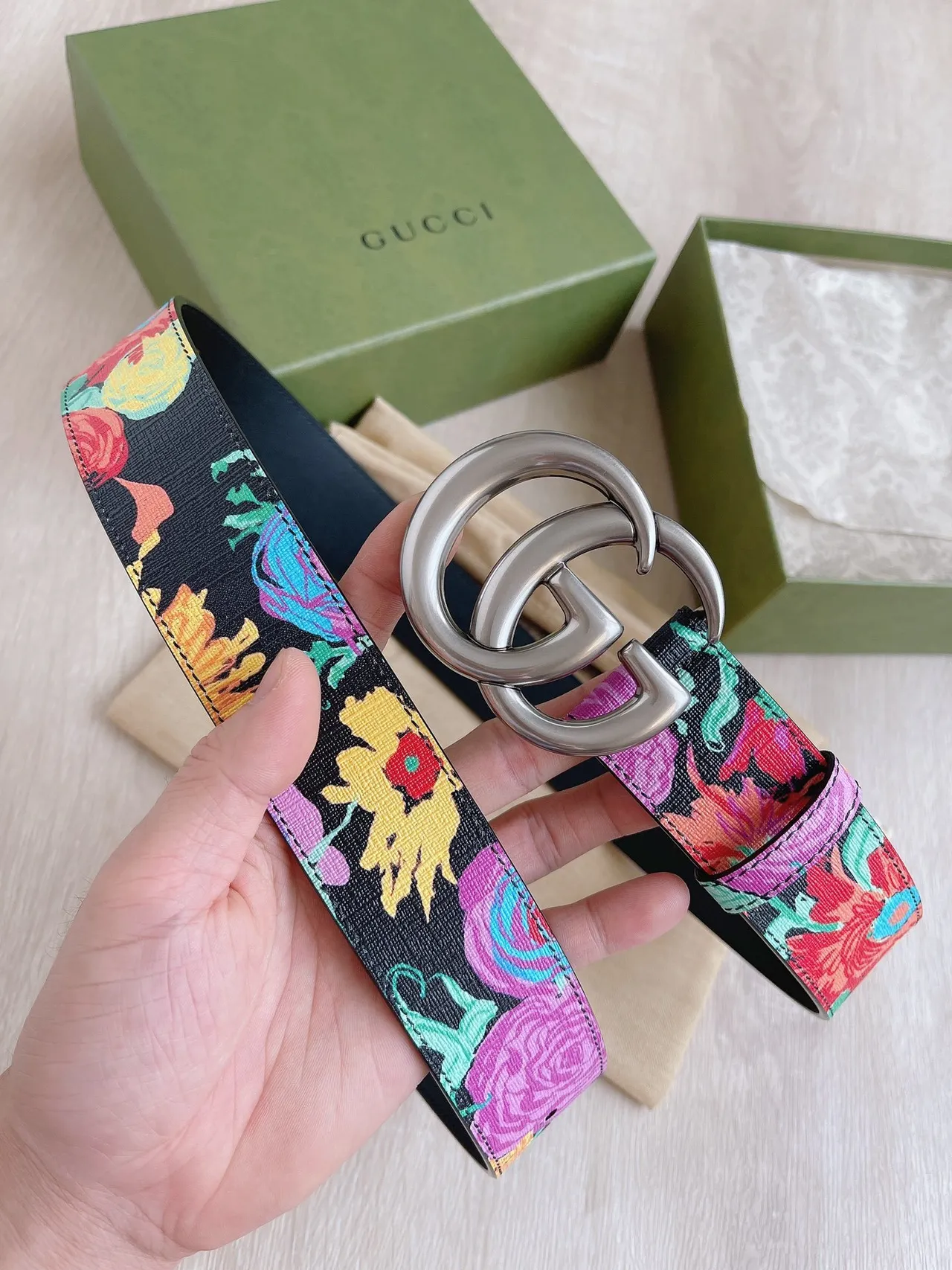 Gucci GG Marmont ফ্লোরাল-প্রিন্ট কালো চামড়ার বেল্ট 2