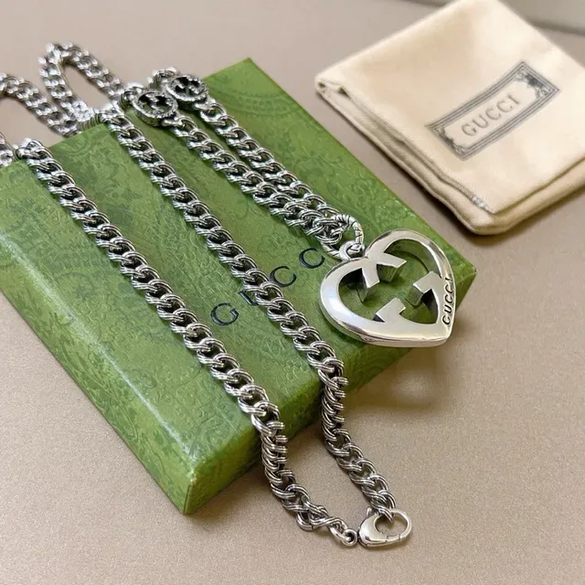 Gucci GG Marmont Heart Pendant Silver Chain Necklace 3