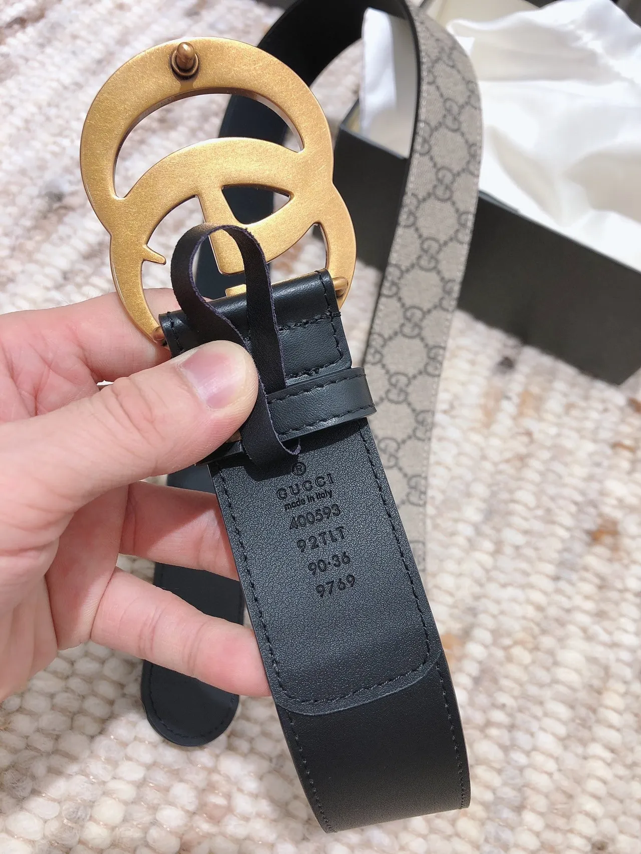 Gucci GG Marmont Interlocking G Buckle Beige and Black Leather Belt 3