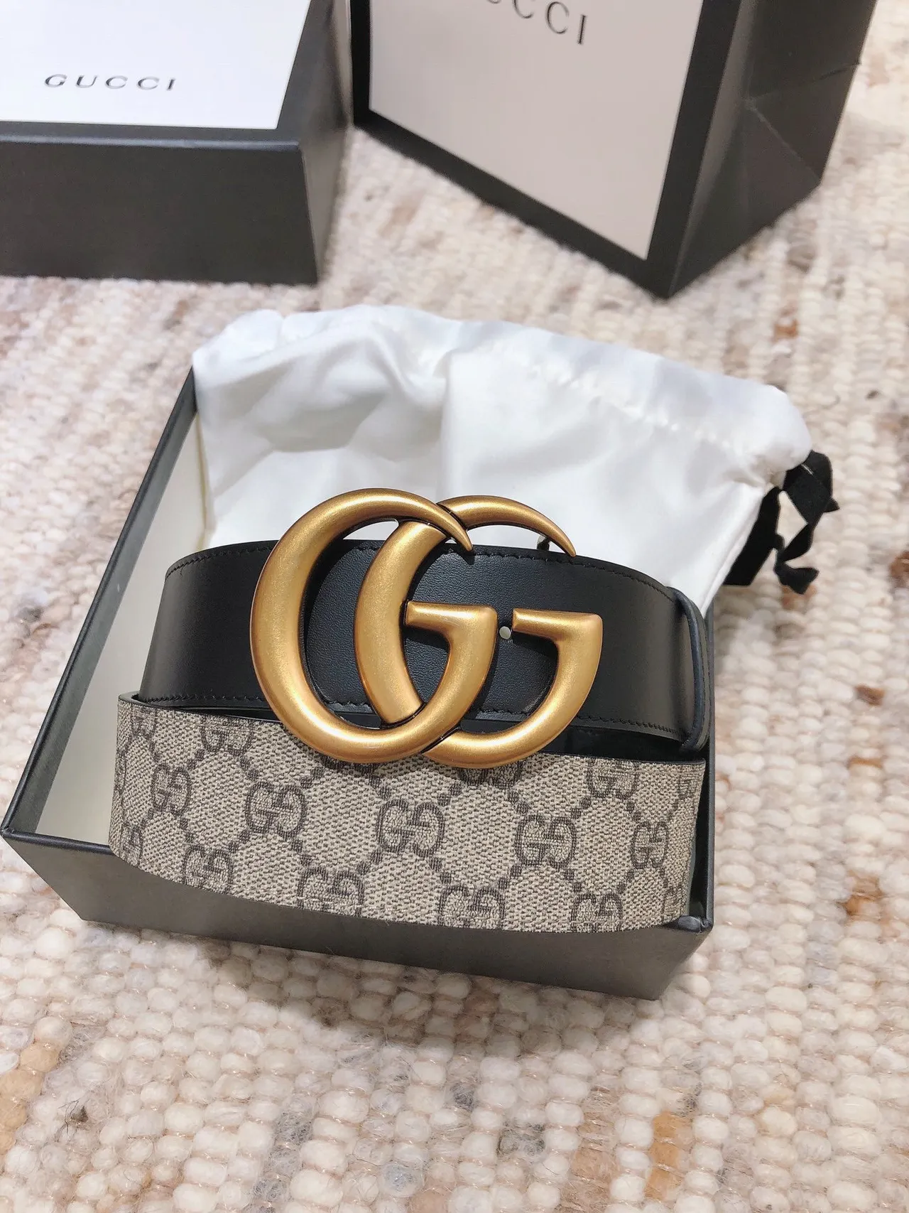 Gucci GG Marmont Interlocking G Buckle Beige and Black Leather Belt 6