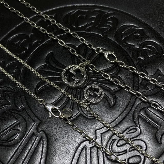 Gucci GG Marmont Interlocking G Laurel Wreath Pendant Necklaces 5