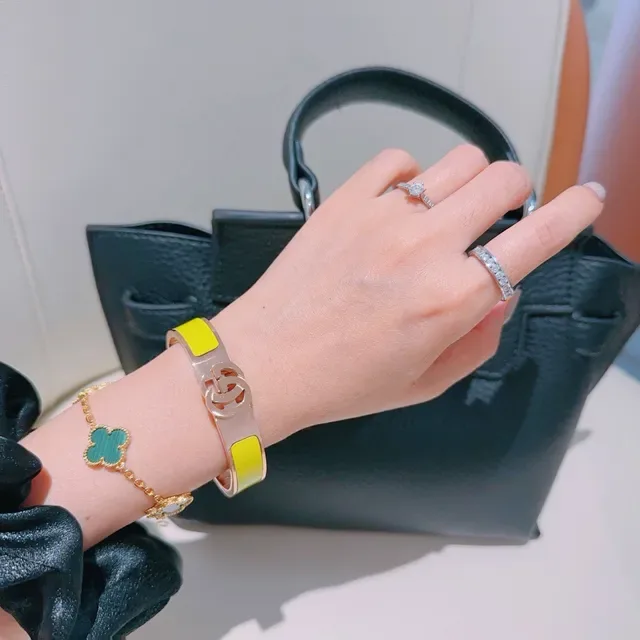 Gucci GG Marmont Lime Green Enamel Rose Gold-Tone Hinged Bracelet 5