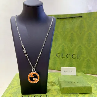Gucci GG Marmont Orange et Noir Émaillé Interlocking G Collier