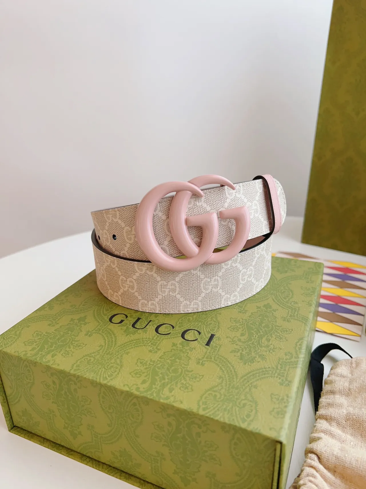 Gucci GG Marmont গোলাপি বেইজ ইন্টারলকিং জি রেজিন বাকল মোনোগ্রাম ক্যানভাস উইবিং লেদার বেল্ট 7