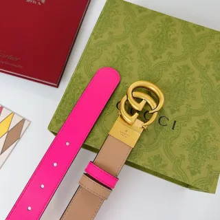 Gucci GG Marmont Reversible Pink and Beige Leather Belt