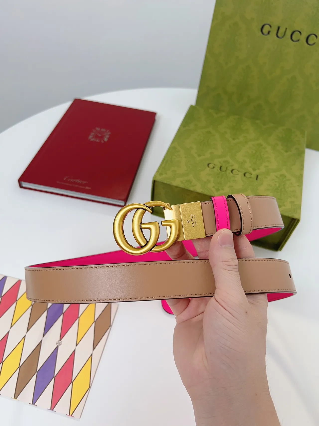Gucci GG Marmont حزام جلدي قابل للعكس وردي وبيج 5