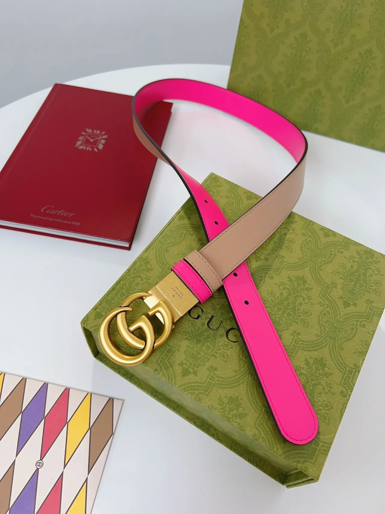Gucci GG Marmont حزام جلدي قابل للعكس وردي وبيج 6