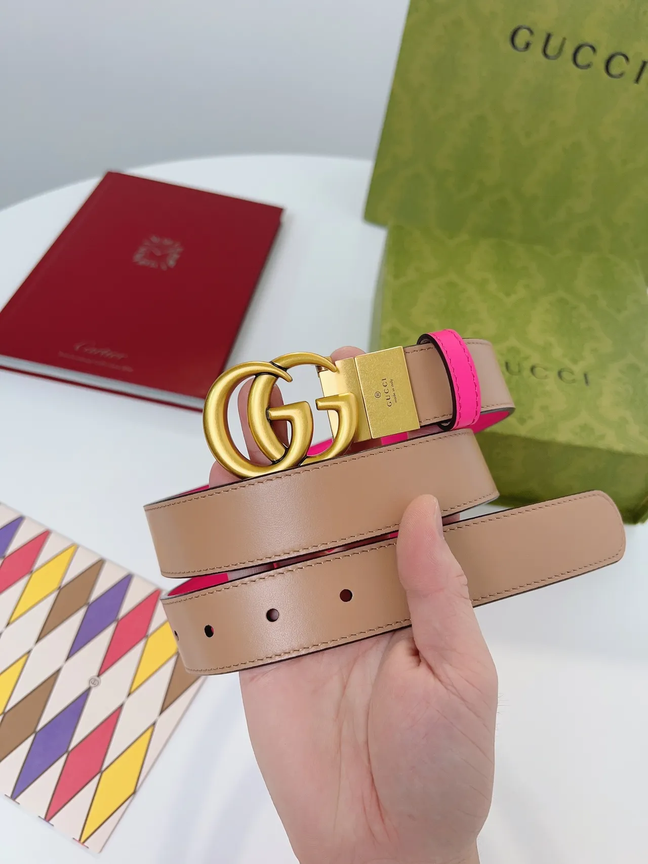 Gucci GG Marmont حزام جلدي قابل للعكس وردي وبيج 7