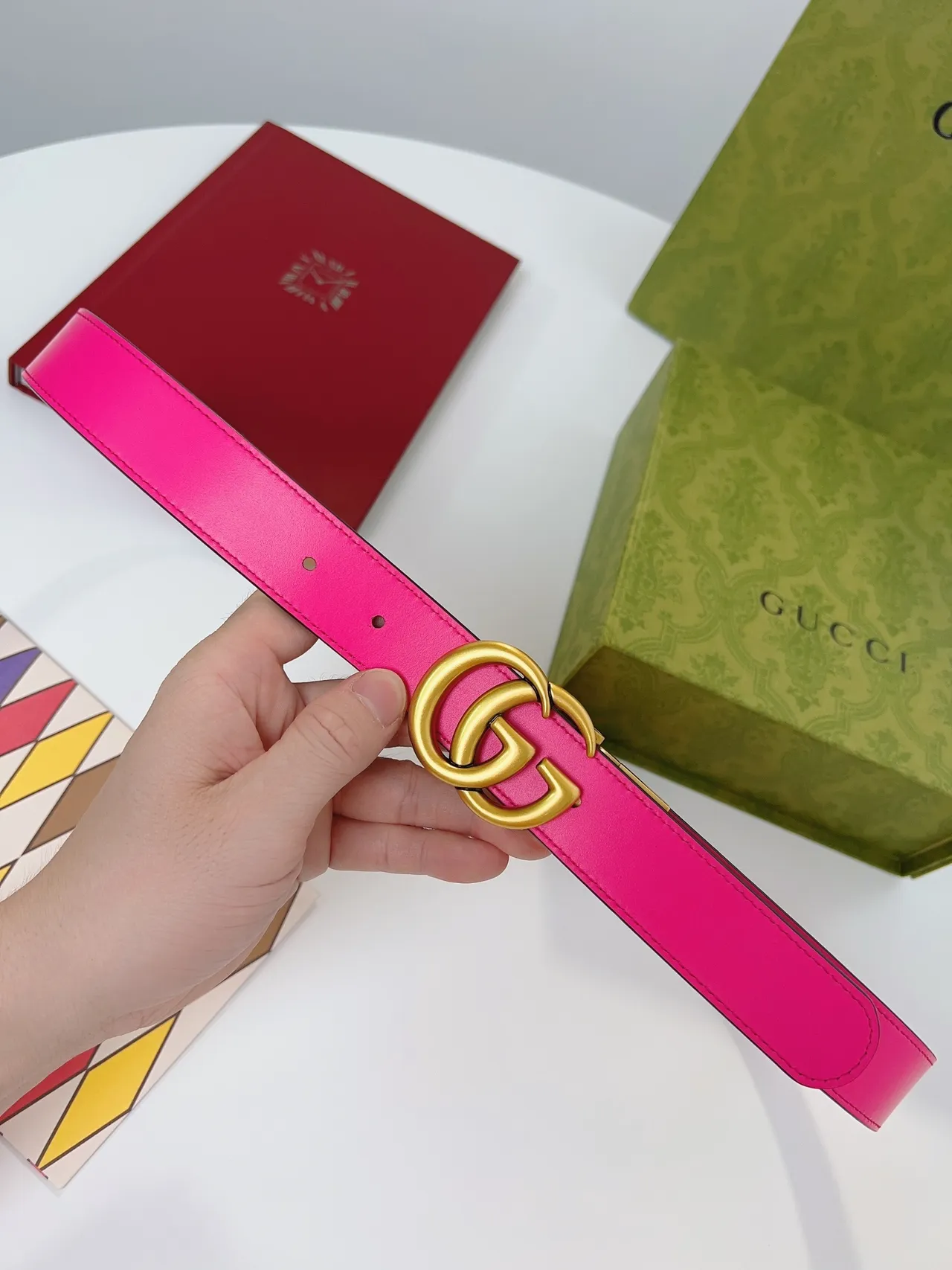 Gucci GG Marmont حزام جلدي قابل للعكس وردي وبيج 8