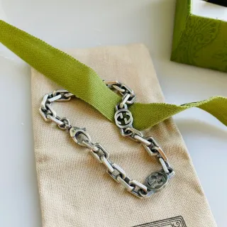 Gucci GG Marmont Silver Green Chunky Link Chain Interlocking Medallions Bracelet