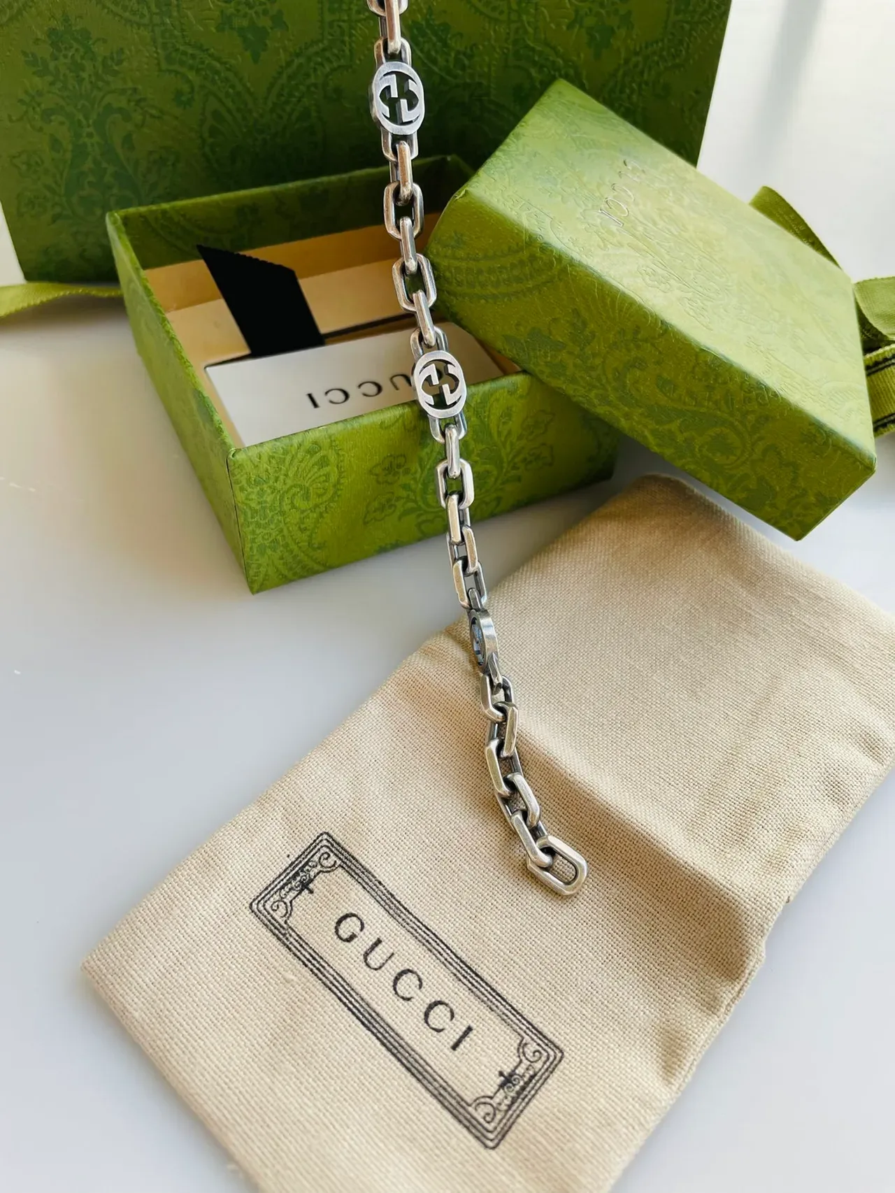 Gucci GG Marmont Silver Green Chunky Link Chain Interlocking Medallions Bracelet 2