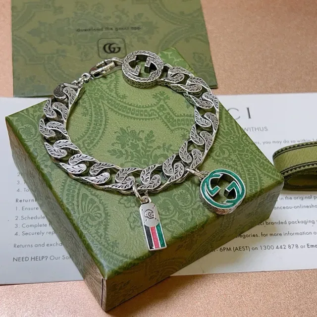 Gucci GG Marmont Silver Green Leaf-Engraved Curb Chain Interlocking Charms Bracelet 6