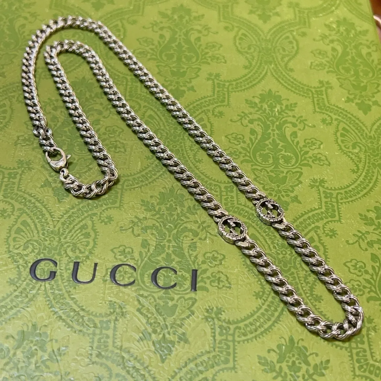 Colar Gucci GG Marmont Corrente Twisted Curb-Link Chain Interlocking G Logo Charms Verde Prata 7