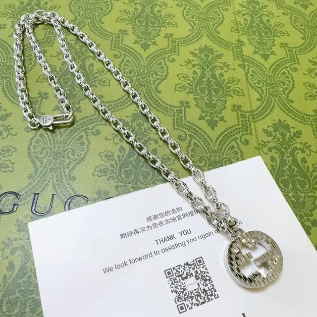 Gucci GG Marmont Silver Interlocking G Pendant Necklace 6