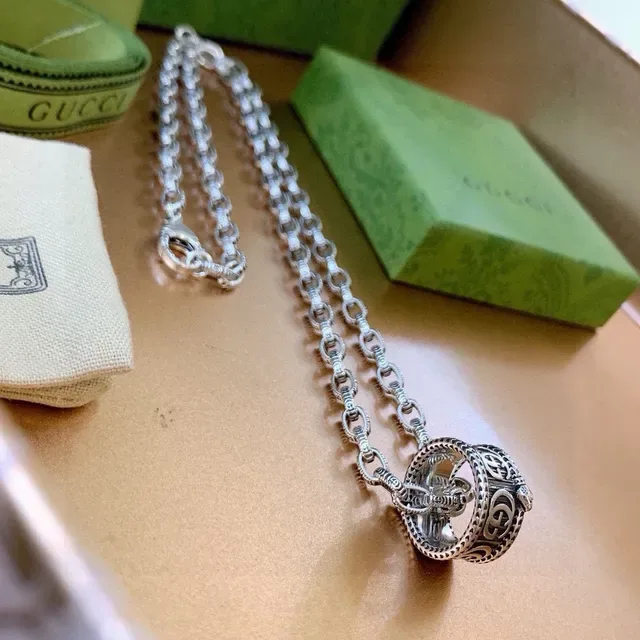 Gucci GG Marmont Silver Oxidized Finish Interlocking Motif Necklace 3