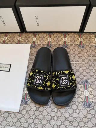 Gucci GG Monogram Bee Print Black Slippers 7