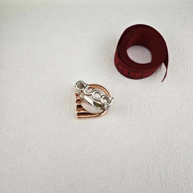 Gucci Gold Silver Interlocking Logo Design Metallic Finish Ring 3
