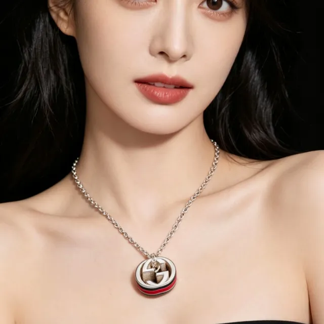 Gucci 绿红圆柱形吊坠搪瓷条纹细节项链 2