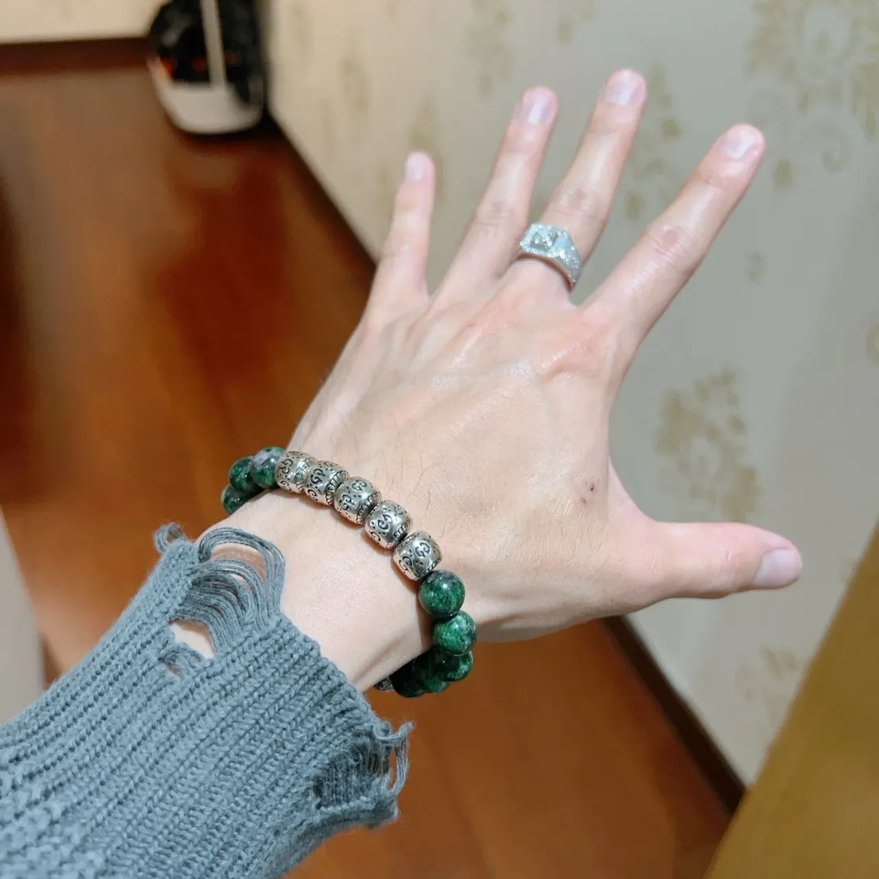 Gucci Green Stone and Ornate Silver Bead Bracelet 4