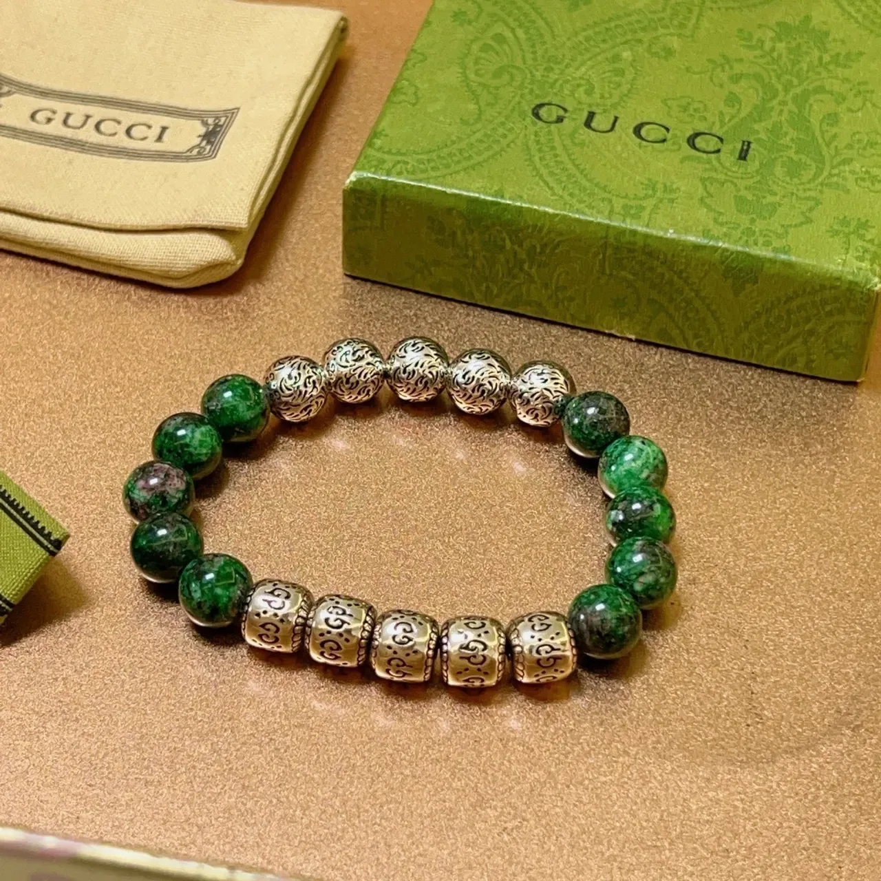 Gucci Green Stone and Ornate Silver Bead Bracelet 5
