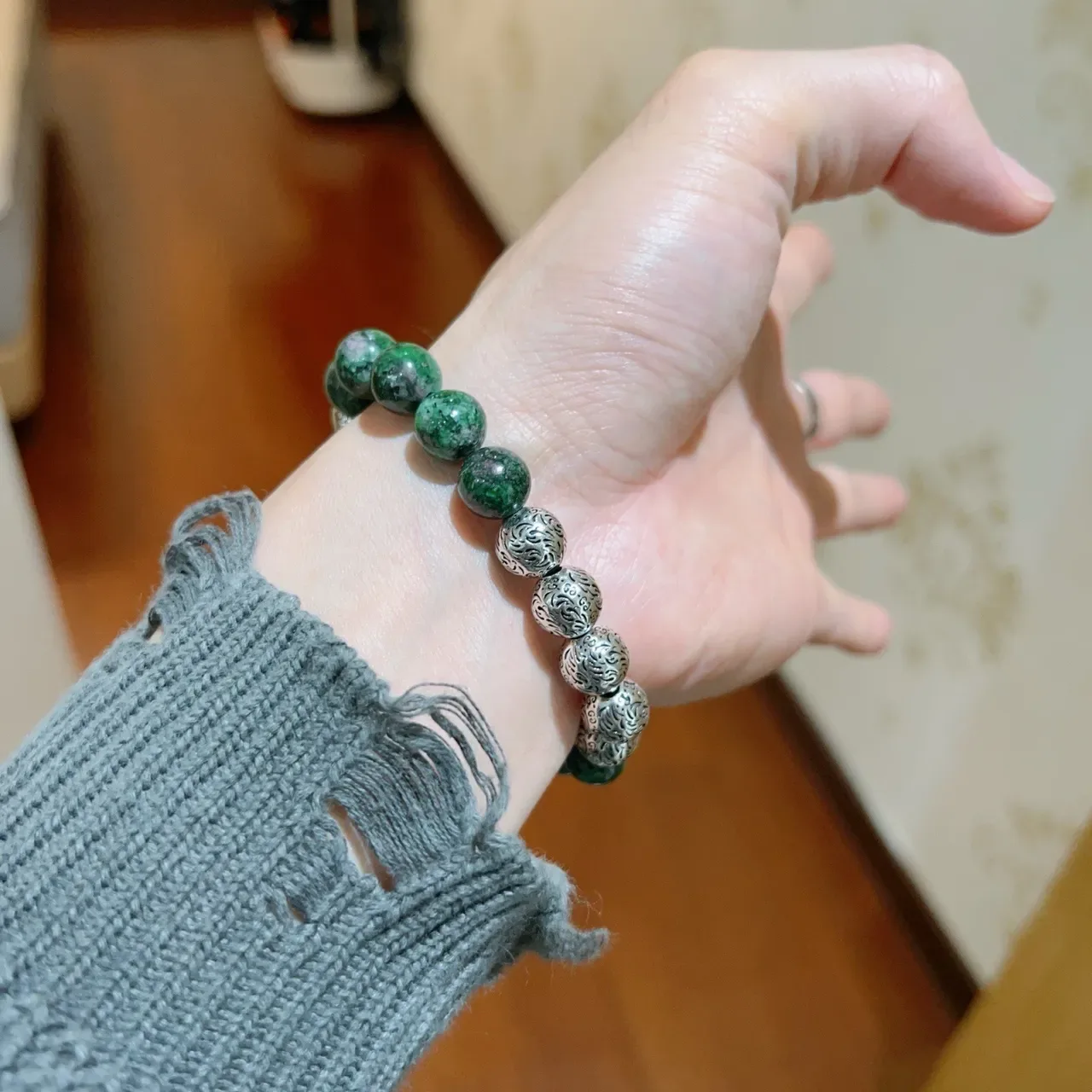 Gucci Green Stone and Ornate Silver Bead Bracelet 7