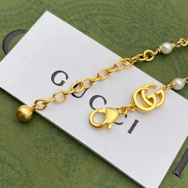 Gucci Colar de Coração Pérola e Pulseira com GG Logo em ouro 2