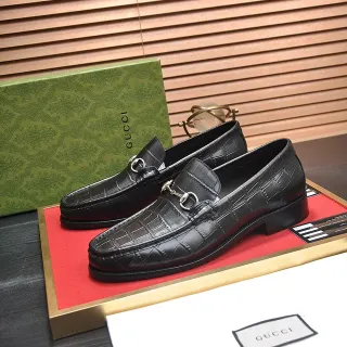 Gucci Horsebit 1955 黑色鳄鱼压纹皮革乐福鞋