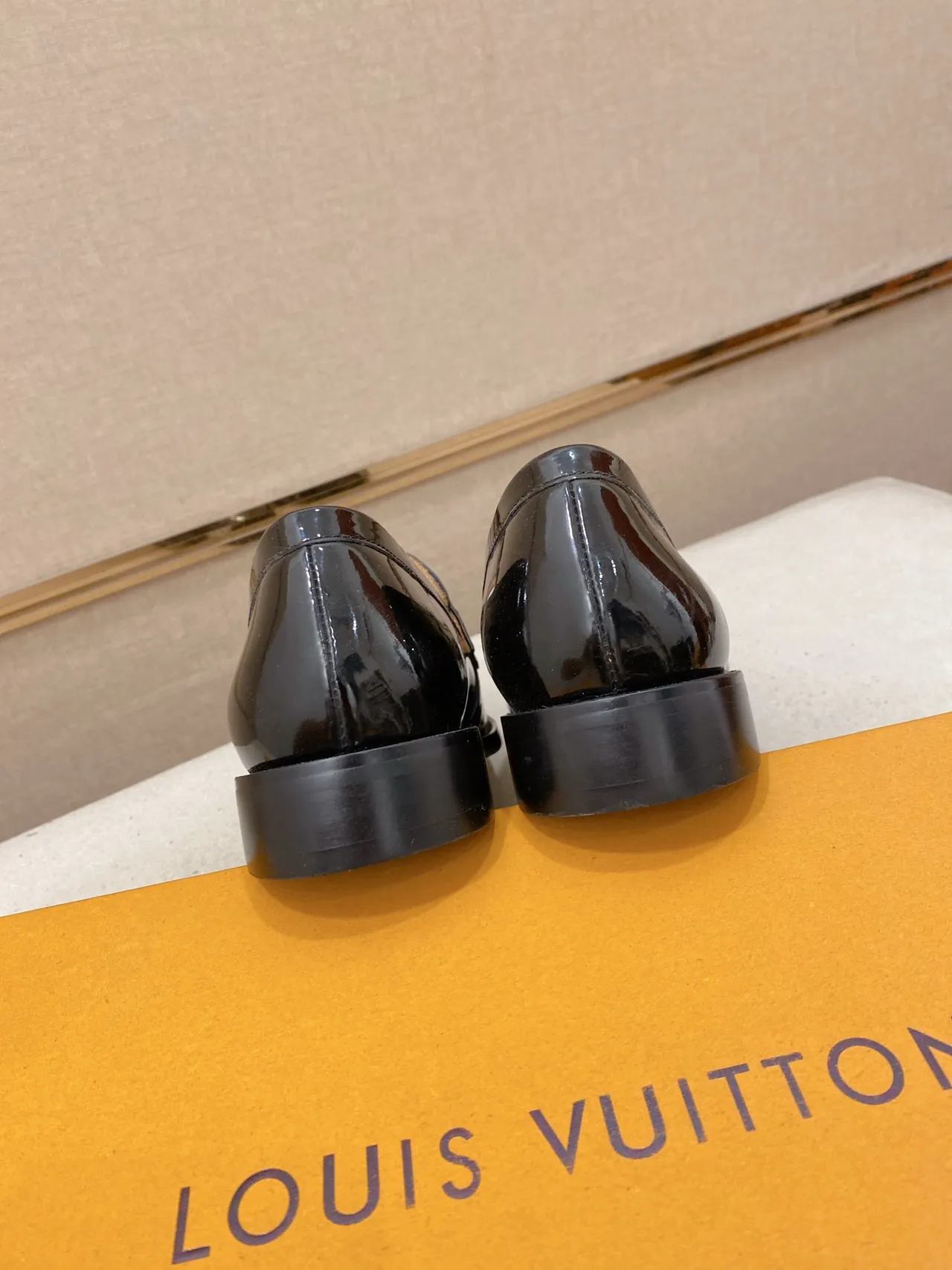 Gucci Horsebit 1955 Black Patent Leather Loafers 4