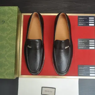 Gucci Horsebit 1955 Black Pebbled Leather Loafers