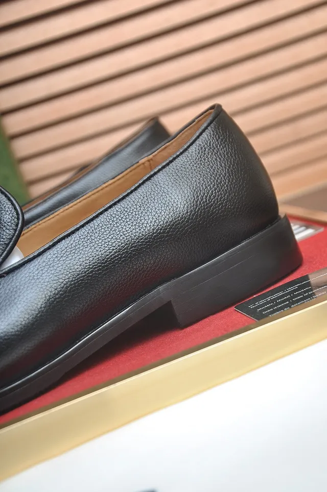 Gucci Horsebit 1955 Black Pebbled Leather Loafers 9