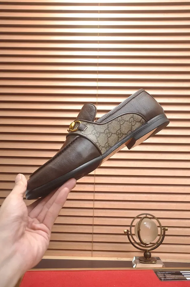 Gucci Horsebit 1955 भूरा और बेज GG Web लूफर्स 5